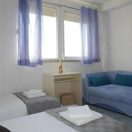 Two Bedroom 1 * Dugi Rat